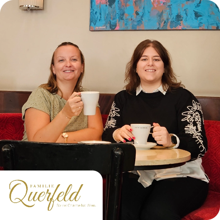 Mitarbeiter-App Kaffeeplausch Wien - LOLYO-fluencerinnen Isabella Lachner, Elisa Leimhofer, Familie Querfeld - Portrait - Logo